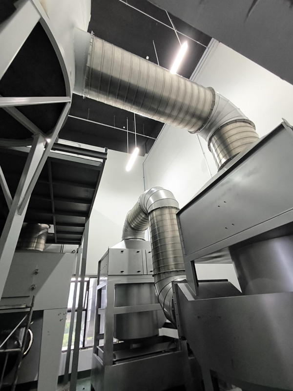 1717328124489757.jpg 44.jpg